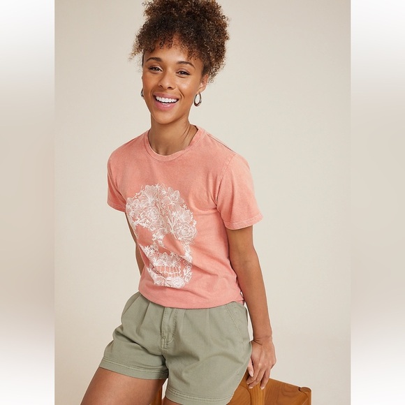 NWT Maurices Coral Floral Skull Relaxed Fit Graphic Tee Casual Comfy 2X - Picture 1 of 7